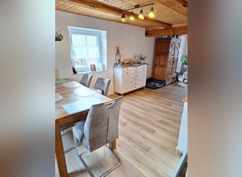 Petite ferme équestre à vendre près du lac de Constance.