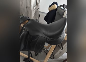 Vends selle de dressage