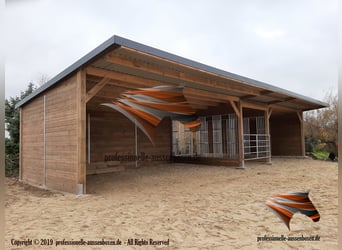 Aussenbox, Pferdestall, Pferdebox, Weidehütte, Offenstall, Stall bauen, Stallungen, Paddockbox,