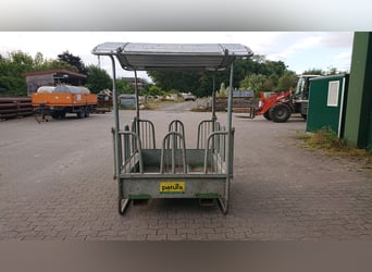 Viereckraufe von Patura, mit Sicherheits-Palisadenfressgittern, 8 Fressplätze