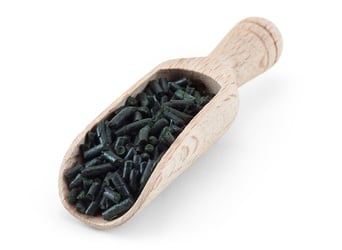 Spirulina Pellets für Pferde 