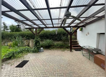 Aussiedlerhof mit viel Wohnraum in idyllischer Alleinlage
