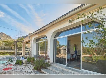 Spectacular Equestrian Farm With Chalet Near The Beach.