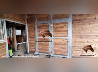 Stalltüren, Stalltore, Boxentüren, Stalltüren kaufen, Paddocktüre, Schiebetüren - Pferdestall bauen