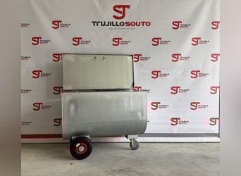 Charrette à foin avec couvercle