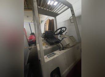 Nissan chariot élévateur à gaz, capacité 2,5 tonnes