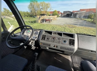 *Occasion* Transporteur pour chevaux MAN jusqu'à 7,5 t pour 4 chevaux