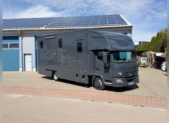 Transporteur de chevaux 7,5t Renault D2, boîte manuelle, 65 000 km, norme Euro 6, 180 ch, climatisat