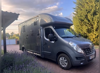 Camionnette Renault Master confortable