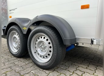 Humbaur Pferdeanhänger Xanthos Aero 2400 2,4t 100km/h Black