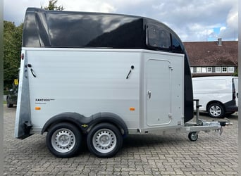 Humbaur Pferdeanhänger Xanthos Aero 2400 2,4t 100km/h Black
