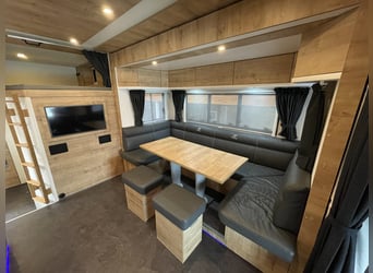 Pferdetransporter JL HighlineXXL DB2551 Actros Wohnmobilzulassung