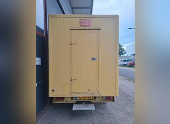 Voiture pour deux chevaux. Aux Pays-Bas, exonérée de taxe de circulation, contrôle technique valable