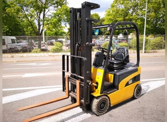 Chariot élévateur Caterpillar