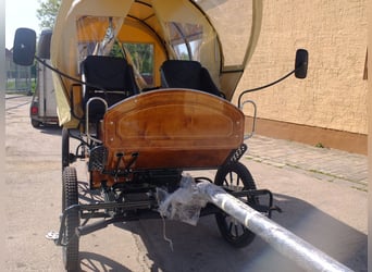 Nouveau wagon à chevaux avec banquettes de 2 mètres