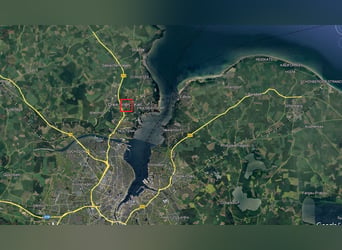 Gran instalación ecuestre cerca de Kiel con una ubicación excelente, varias viviendas y múltiples po