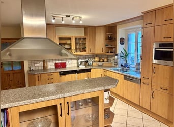 Propiedad ecuestre bien cuidada - 5.000 m², pista de arena y vistas a los Alpes | Cerca de Suiza | G