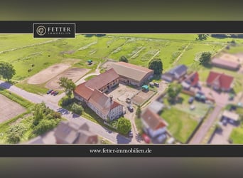 ¡Se vende centro ecuestre cerca de Wolfsburg con capacidad para aproximadamente 18 caballos!
