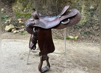 Silla Western Pool's Reiner Genuine Flow