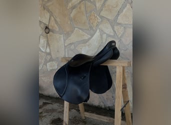 Montura de Salto Nueva