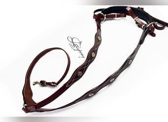 Pechopetral Portugués Lazypony, baroque horse breastplate, pechopetral de cuero Lazypony