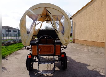 Nueva carreta con ruedas de tractor