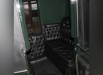 Carruaje Vis-à-Vis, completamente restaurado, para cuarteto de caballos, maletero de cuero