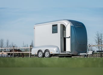 Remolque para caballos STX Stud 2021