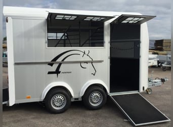 Cheval Liberte Minimax / Maxi 3, ideal para 3 caballos, con vestuario, salida frontal