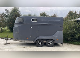 Remolque Böckmann para 2 caballos