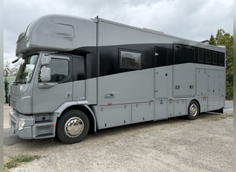 Camión de transporte de caballos Volvo con casa rodante