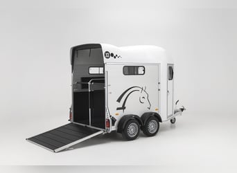 Cheval Liberté Gold 3 Horse Trailer for Two Horses with Pullman 2 Suspension