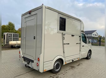 Transportador de caballos Renault Master
