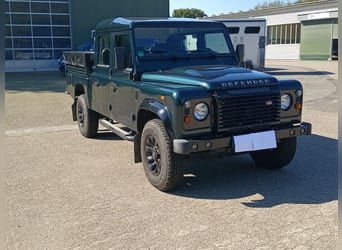 Landrover Defender 130 Perfektes Zugfahrzeug  mit 3,5 t Anhängelast für Ihren Pferdeanhänger 