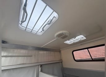 Transportín para caballos – para 2 caballos, 7 plazas