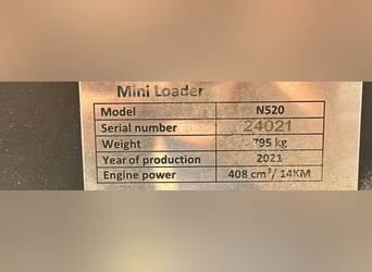Mini cargadora (2021)