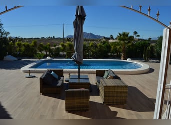 Villa mit Reitgelände und Pferdelizenz (REGA) auf über 10000m² Costa Blanca/Alicante/03158 Catral