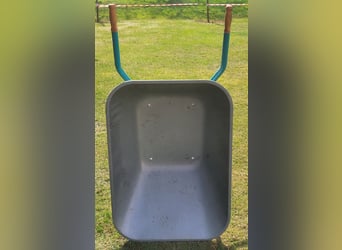 Carretilla Mefro de 140 litros en excelente estado en venta