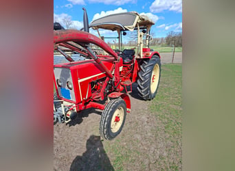 IHC 423 (D) Farm Tractor with Front Loader (EURO), Power Steering & Winch – TÜV until 04/2027 – €8,5