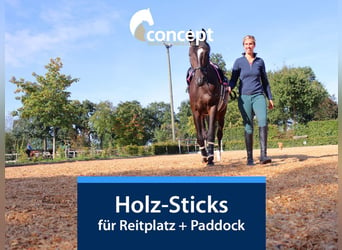 Holz-Sticks - der pflegeleichte Reitplatzbelag | Lieferung oder Komplettbau | Reitboden, Reithalle