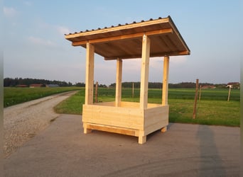 Stacking frames for square and round bales