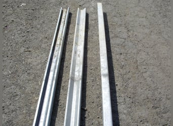 steel fence posts