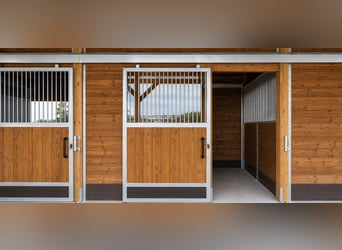Buy a horse stable – horse boxes, outdoor stables, and stable facilities | Open stall & stable const