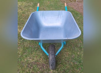 Mefro Wheelbarrow, 140 liters, in excellent condition for sale