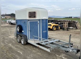 Böckmann horse trailer with carriage Plato