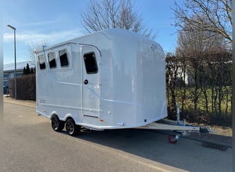 Pferdetransporter DT Trailer 3 Pferde mit Großer Sattelkammer 3,5t