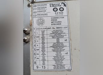 Cheval Liberte front exit horse trailer