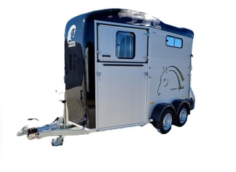 Liberté Touring Country Horse Trailer with front ramp and integrated tack room