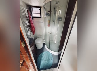 Mercedes Axor 6 Pferde + Wohnung mit Pop out 