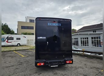 Peugeot Boxer 2.2 BlueHDi 165 Pro EQUI-TREK